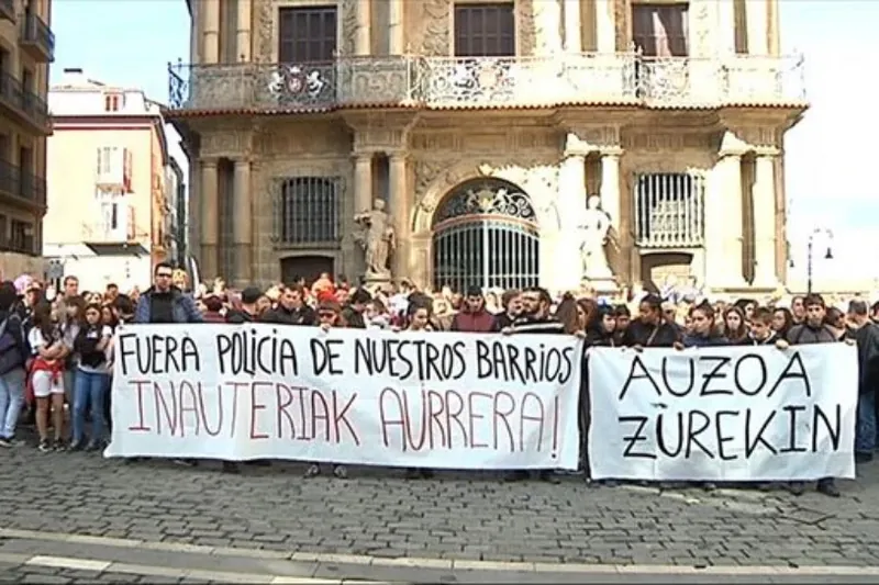 Espainiako Poliziak onartu du furgoiarekin gazte bat harrapatu zuela iaz, Iruñean