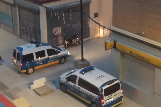 Txantreako Auzotegin sartu eta tailer bat egiten ari ziren lagunei 3.000 euroko isuna jarri die Poliziak