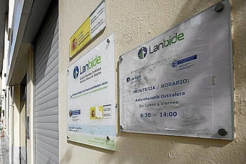 Hego Euskal Herriko langabetuen erdiek baino gehiagok ez dute prestaziorik jasotzen
