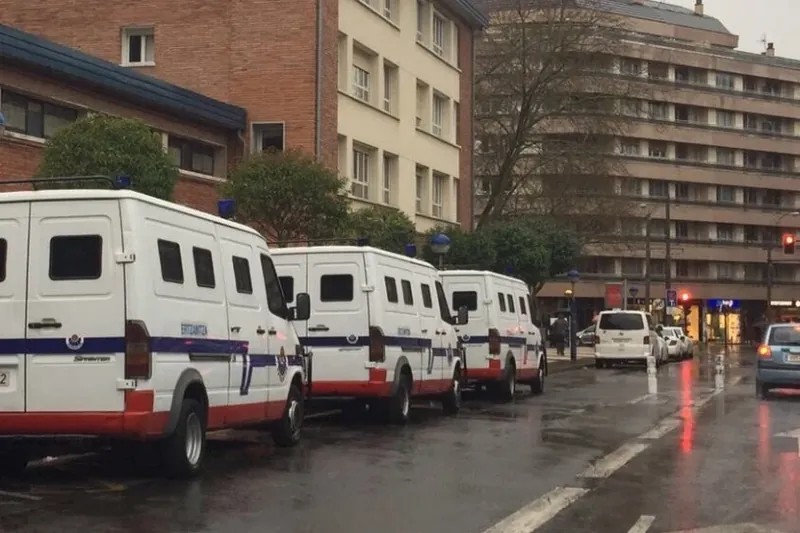 Ertzaintza indartuko du Jaurlaritzak, furgoneta berrietan lau milioi euro inbertituz