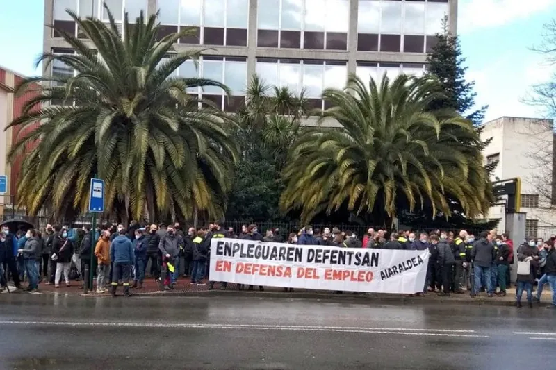 Tubacexek 150 langile kaleratu nahi ditu Amurrioko eta Laudioko lantegietan