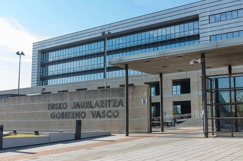 Langile bat eraila Orozkon, lan-istripu baten ondorioz