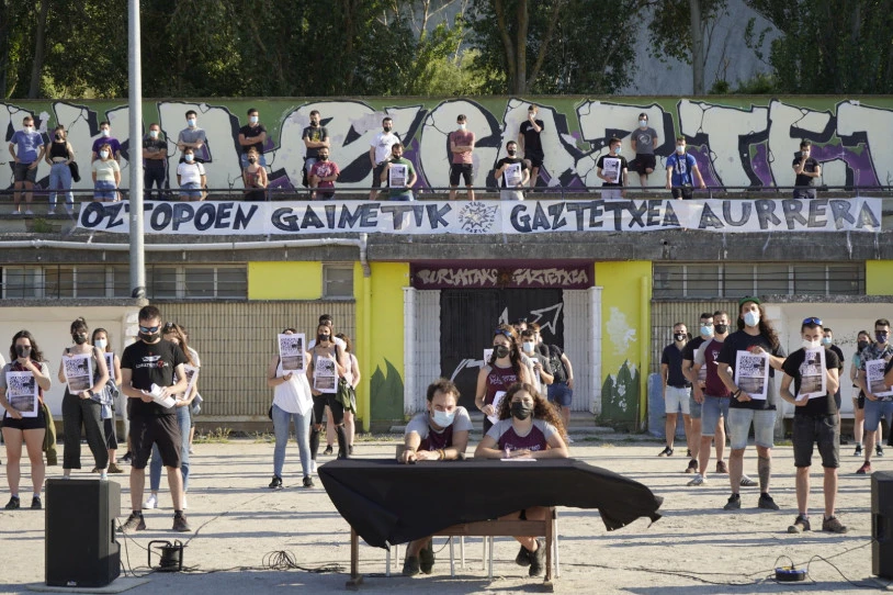 Burlatako Gazte Asanbladak manifestaziora deitu du larunbaterako, askatasun politikoen defentsan