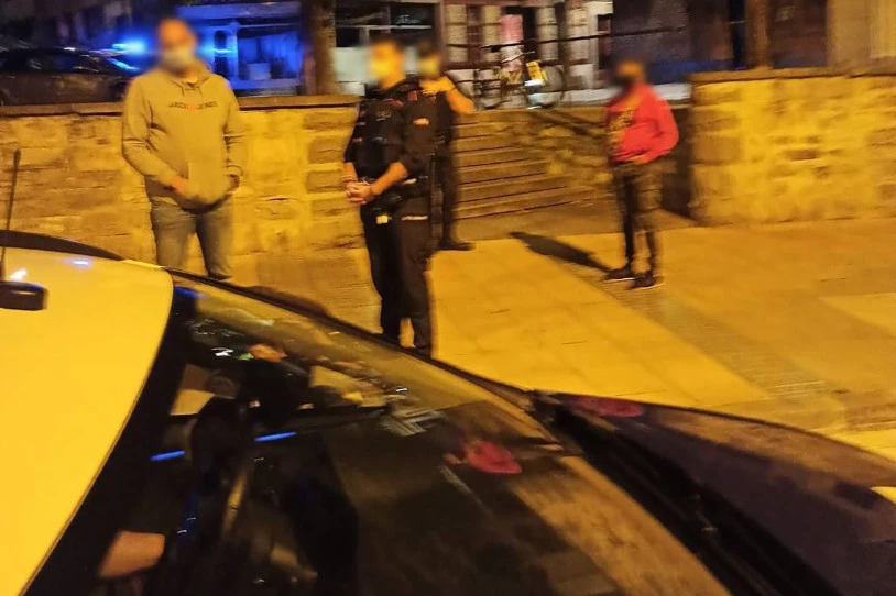 Igande gauean gazte bat jipoitu zuen Poliziak Gasteizko Alde Zaharrean