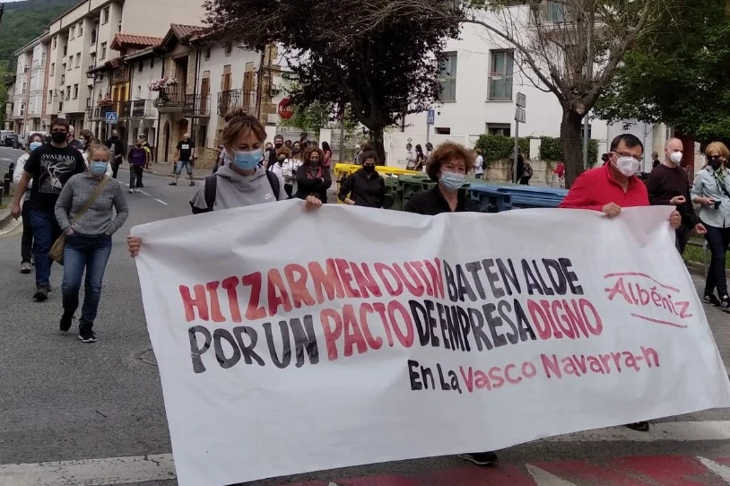 Hitzarmen duina aldarrikatzeko greba egin dute La Vasco Navarra enpresako langileek