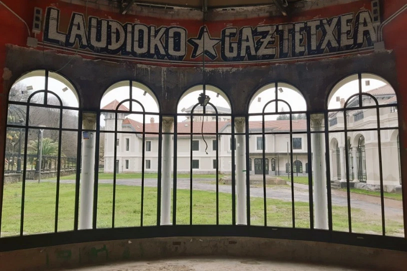 Laudioko Gaztetxea 2024ra arte egon daiteke itxita, eta espazio politikoaren iraunkortasuna ez dago bermatuta