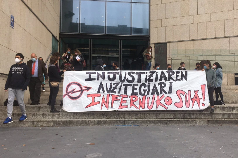 Donostiako Infernuko bizilagunak epaitzen hasi dira, usurpazio delituagatik