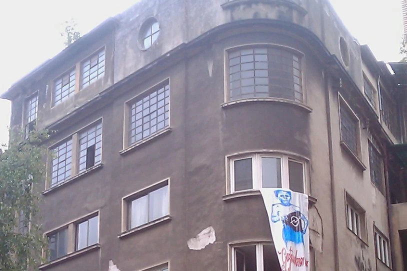 Ezker Abertzaleak bultzatuta, Mugimendu Sozialistari beto politikoa ezarri diote Eibarko Gaztetxean