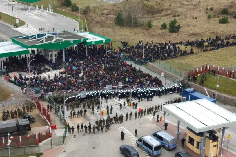 Talde militarrak sortuko ditu Europar Batasunak, mugetako "larrialdi-egoerei" aurre egiteko