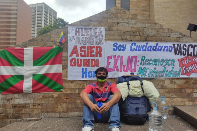 Gose greba hasi du Asier Guridi errefuxiatu politikoak