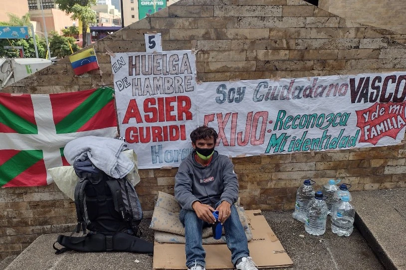 Errefuxiatu estatusa eman dio Venezuelako Gobernuak Asier Guridiri, eta gose greba utzi du