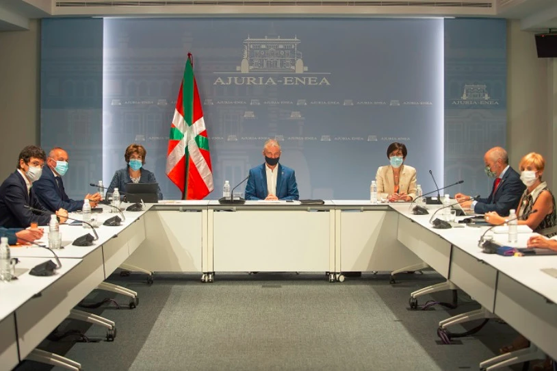 Osakidetzak lehen mailako arreta baino ez du eskainiko, COVID-19aren hedapenaren aitzakiapean