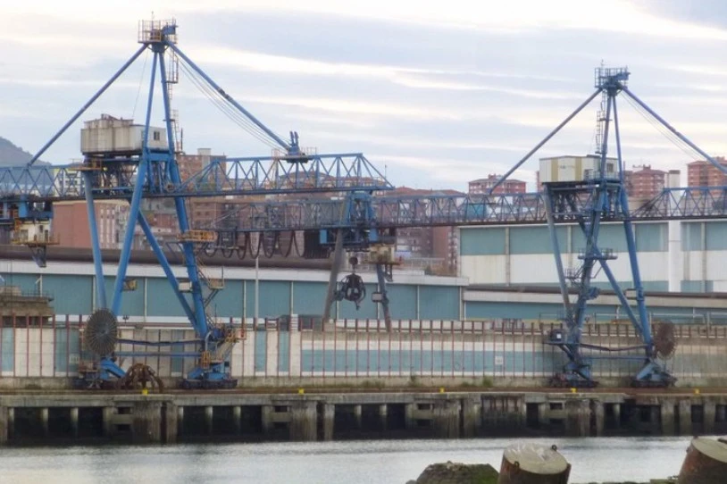 Arcelor Mittaleko hainbat langile kaleratze arriskuan daude