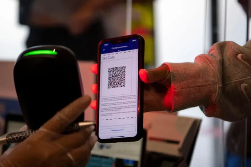 Bederatzi hilabeteko iraungipena izango dute Covid ziurtagiriek Europar Batasunean