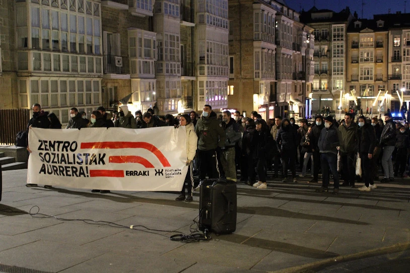 Gasteizko Zentro Sozialistaren desalojoa salatu dute