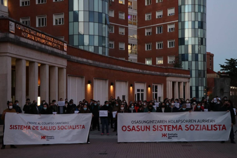Osasungintzaren kolapsoaren aurrean, osasun sistema sozialista aldarrikatu dute hainbat Kontseilu Sozialistak