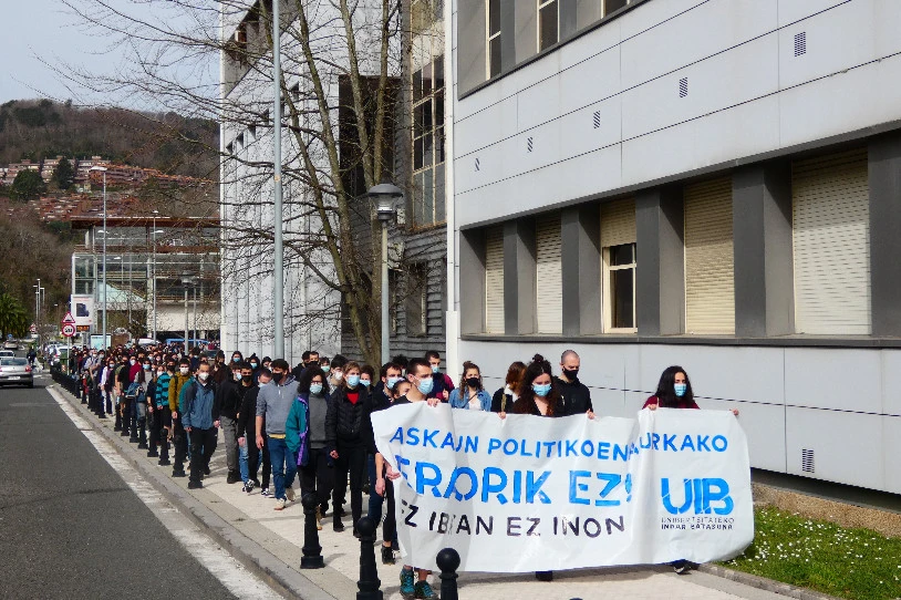 Ibaetan mobilizatzera deitu dute IAk eta UIBk, jasandako errepresio politikoa salatzeko