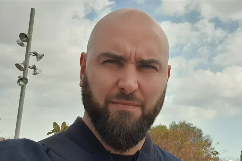 Pablo Gonzalez kazetariak hiru aste daramatza Polonian preso