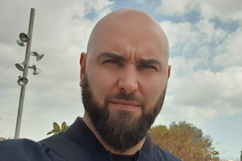Inkomunikatuta jarraitzen du Pablo Gonzalez kazetariak