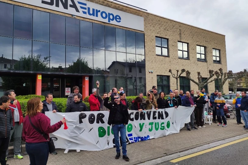 Irungo SNA Europe enpresako langileek greba egin dute gaur