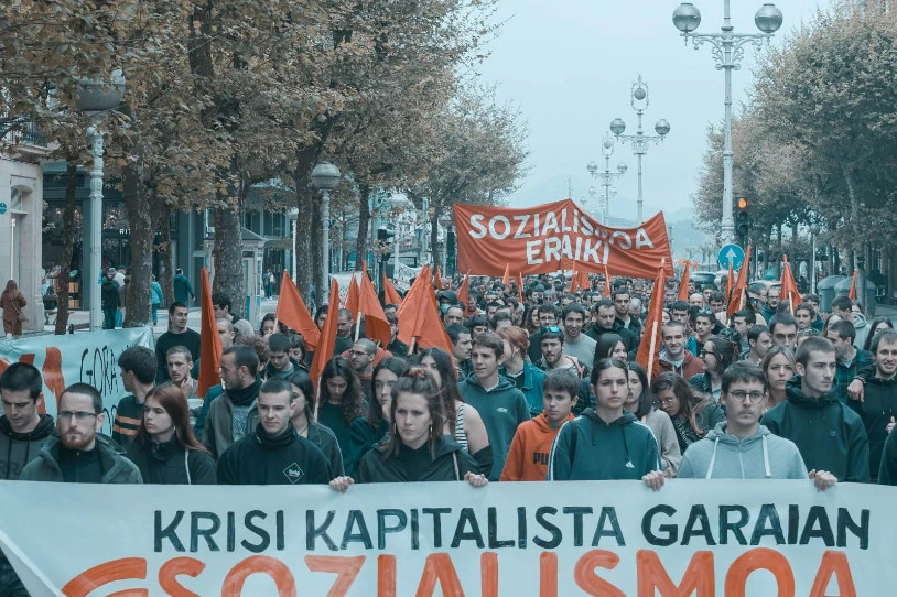 "Langileria eta sozialismoa elkartu ezean, identitate soila bihurtzen da lehenengoa, eta utopia eginezin bat bigarrengoa"