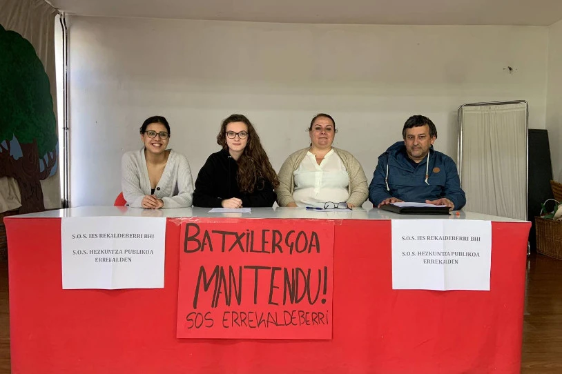 Errekaldeberrin batxilergoa manten dezatela eskatzeko, mobilizazio bat egingo dute hilaren 13an Bilbon