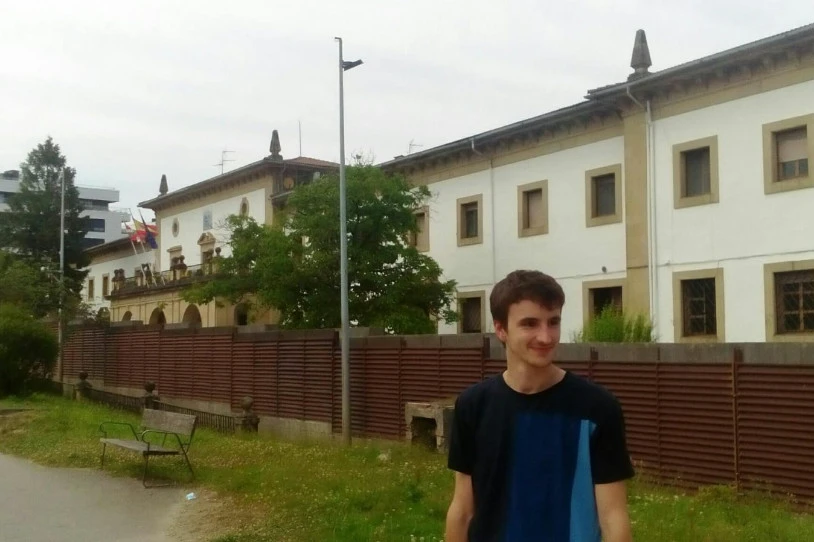 Baldintzapean aske geratu da Gabi Daraspe Mugimendu Sozialistako militantea