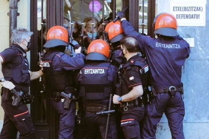Etxebizitzen enbargoak %47 igo ziren EAEn urteko lehen hiru hilabeteetan