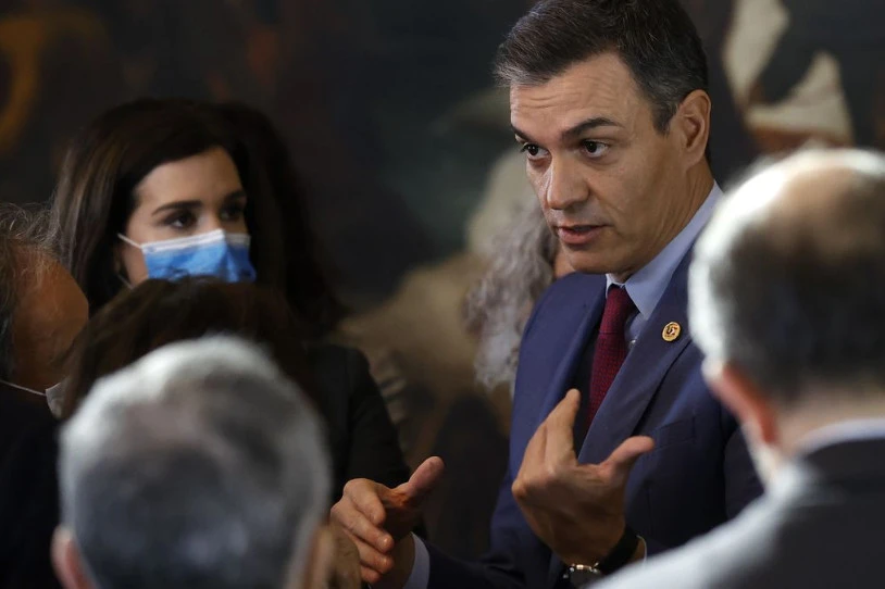 Datozen hilabeteetarako prestatzeko esan du Pedro Sanchezek