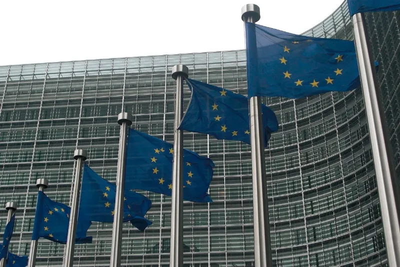 Gas kontsumoa %15 murriztea "gomendatu" die Europar Batzordeak estatu kideei