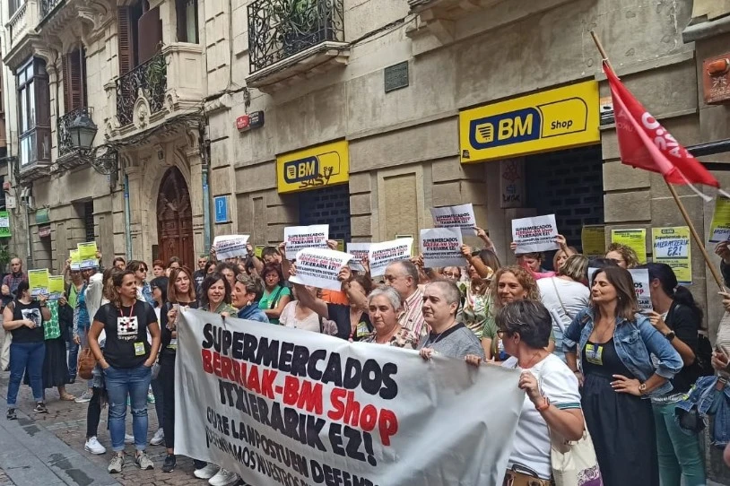 Superberriakek atzera bota du lau BM dendatan ezarri nahi zuen erregulazioko espedientea