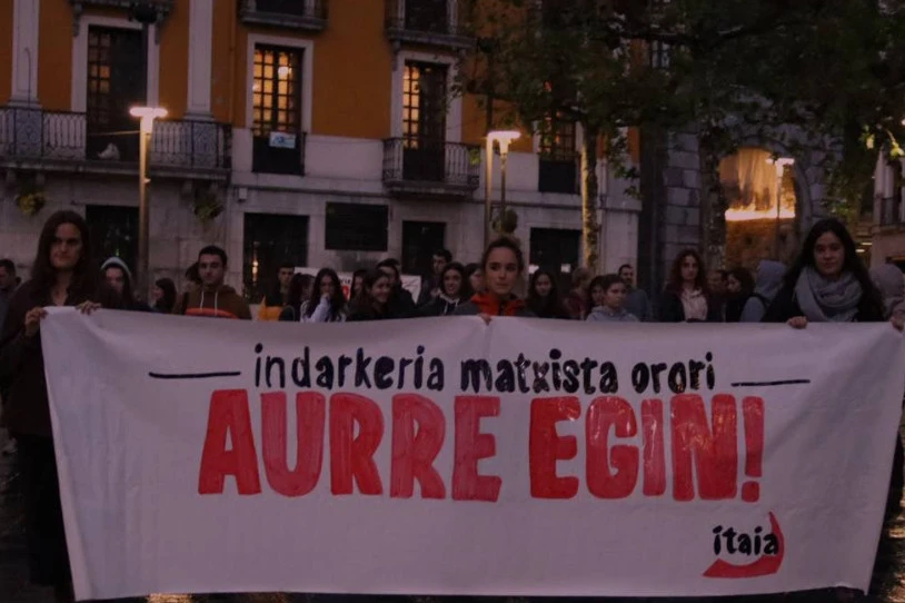Itaiak hainbat protesta egin ditu, azken erailketa matxista salatzeko
