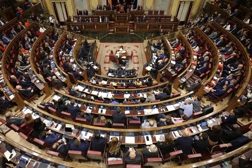 Euren soldatak %3,5 igotzea adostu dute Espainiako Kongresuko diputatuek