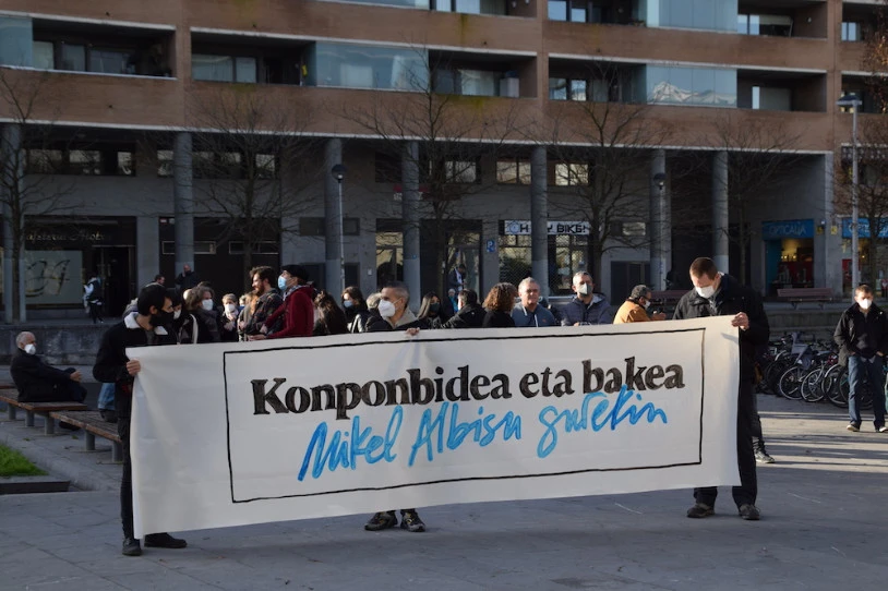 Espainiako Auzitegi Nazionalean deklaratu behar izan dute Mikel Albisu eta Jokin Sagarzazu preso politiko ohiek