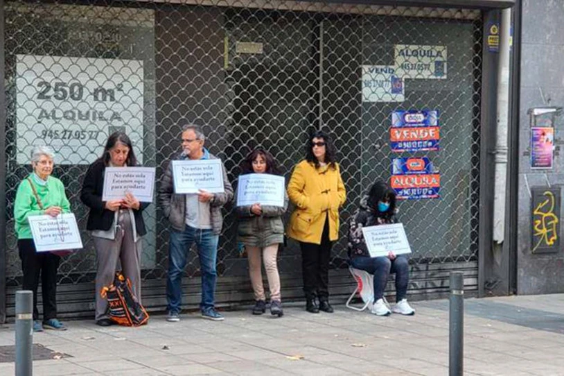 Abortatzera doazen emakumeak jazartzen jarraitzen dute Gasteizen eta Donostian