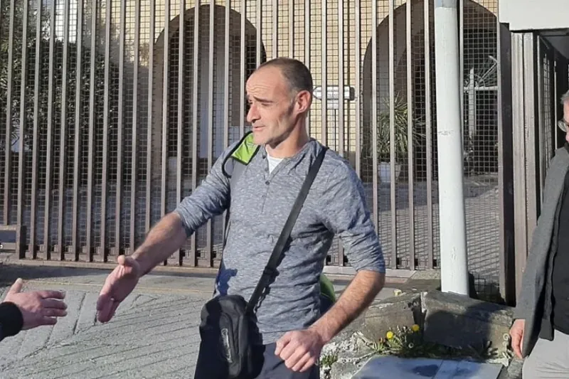 Berriz kartzelaratu dute Xabier Atristain preso politikoa