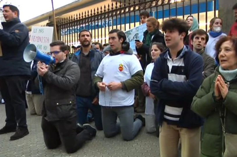 Kliniken aurrean abortuaren kontrako protestak egitea onartu du EAEko Auzitegi Nagusiak