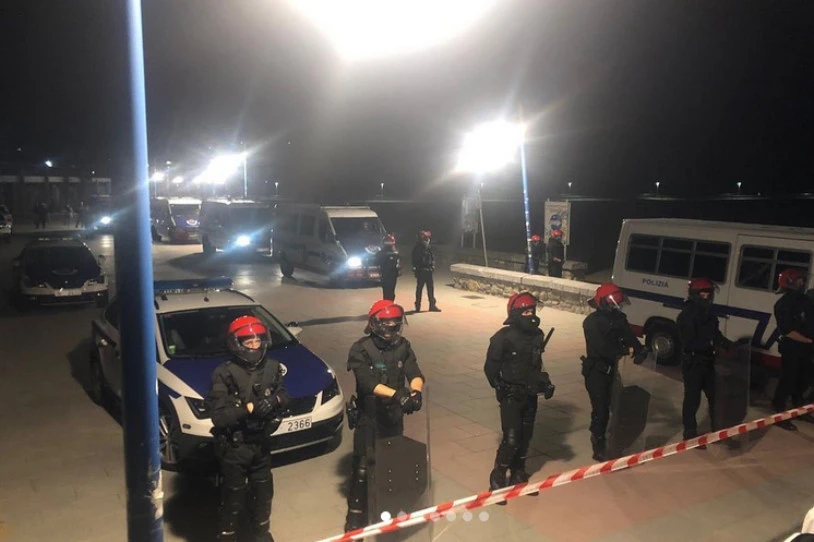 Plentzia-Gorlizko Danontzat gaztetxea berriz hustu dute poliziek