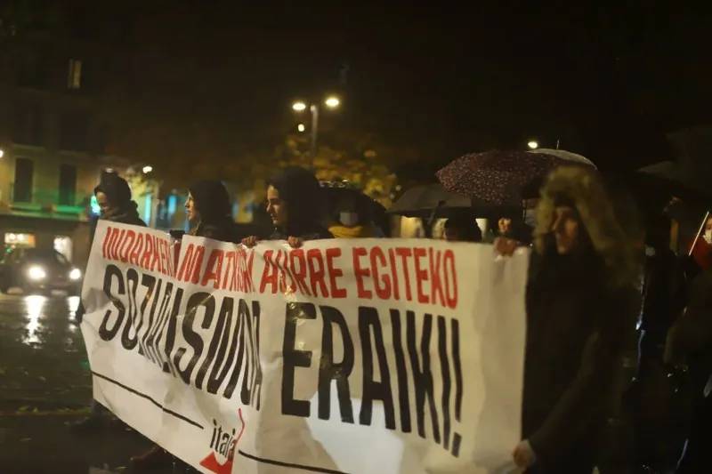 Azaroaren 25erako deialdiak, hemen