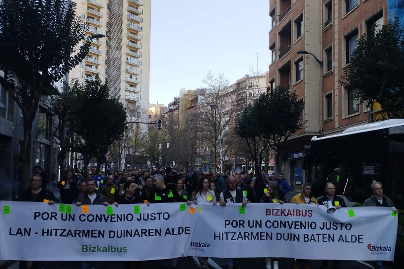 Bizkaibuseko beharginak greban dira gaur