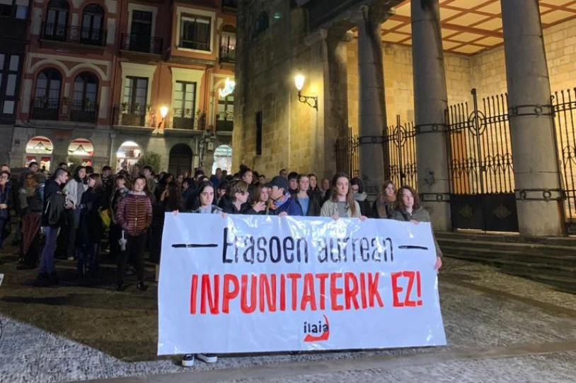Elizgizon batek Bermeon egindako sexu-abusuak salatu dituzte
