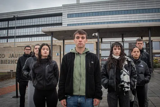 Ikastetxeetako kameren aurkako boikotera deitu du IASek