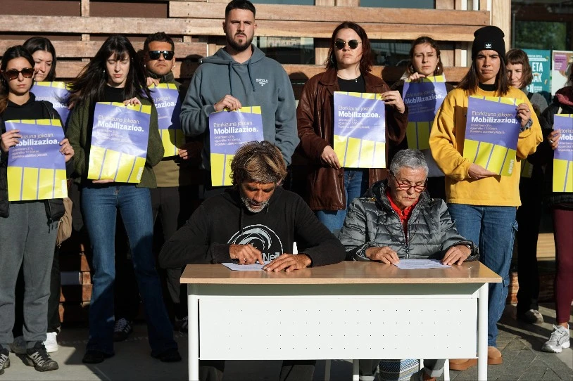 'Sopelako 4ekin' elkartasunez, urtarrilaren 31n mobilizatzera deitu dute