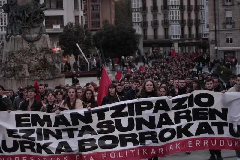 EAEn, 18-34 urte artekoen herena ere ezin izan da emantzipatu