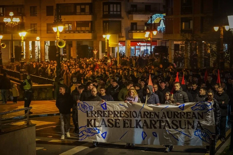 Mila lagun baino gehiago mobilizatu dira Azpeitian, errepresioaren aurrean klase-elkartasuna aldarrikatzeko