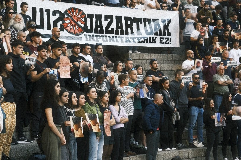 Urriaren 12ko auzipetuekin elkartasunez, hilaren 20an mobilizatzera deitu dute