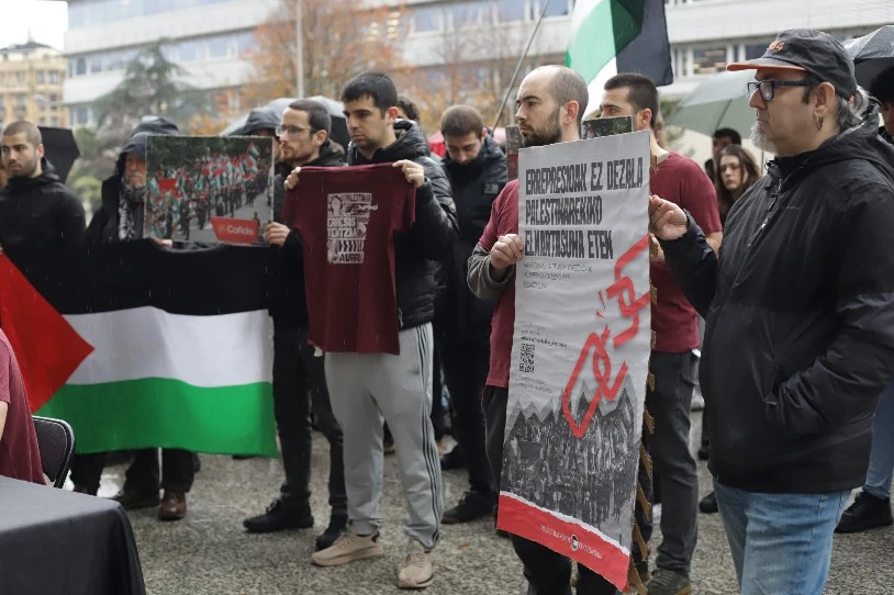 Hiru lagunek deklaratu beharko dute bihar Bilbon, Vueltako protesten harira