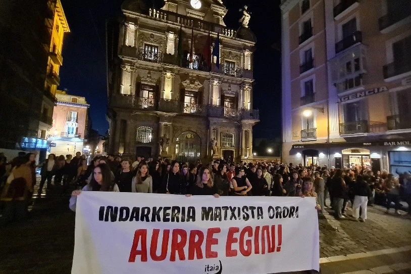 Tuteran, emakume bati sexu-erasoa egin dio bere bikotekideak