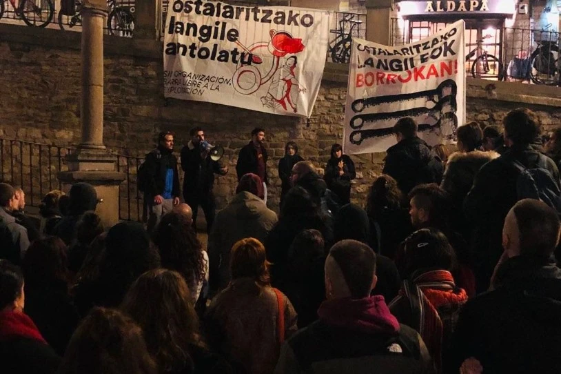 Arabako Ostalaritzako Hitzarmen berriak langileen soldatak eta eskubideak murriztuko ditu, OLAk salatu duenez