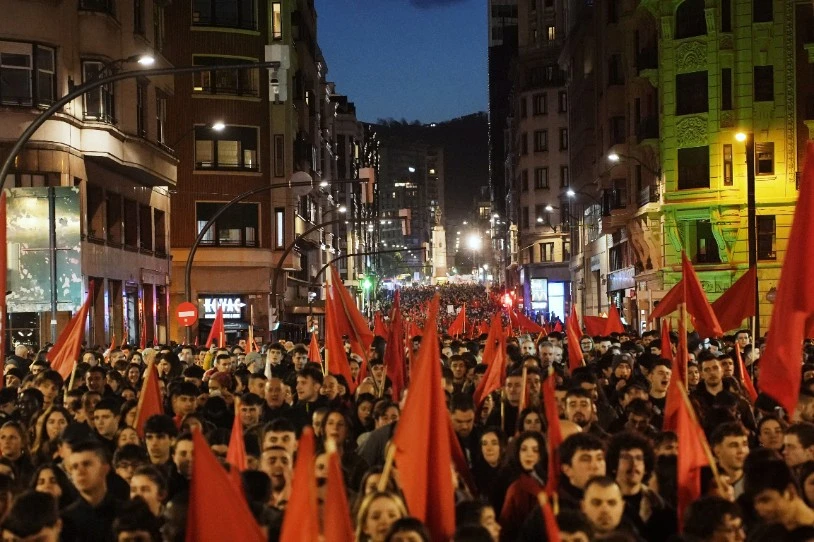10.000 lagunetik gora GKSren mobilizazioetan, faxismoaren eta estatuen autoritarismoaren aurka